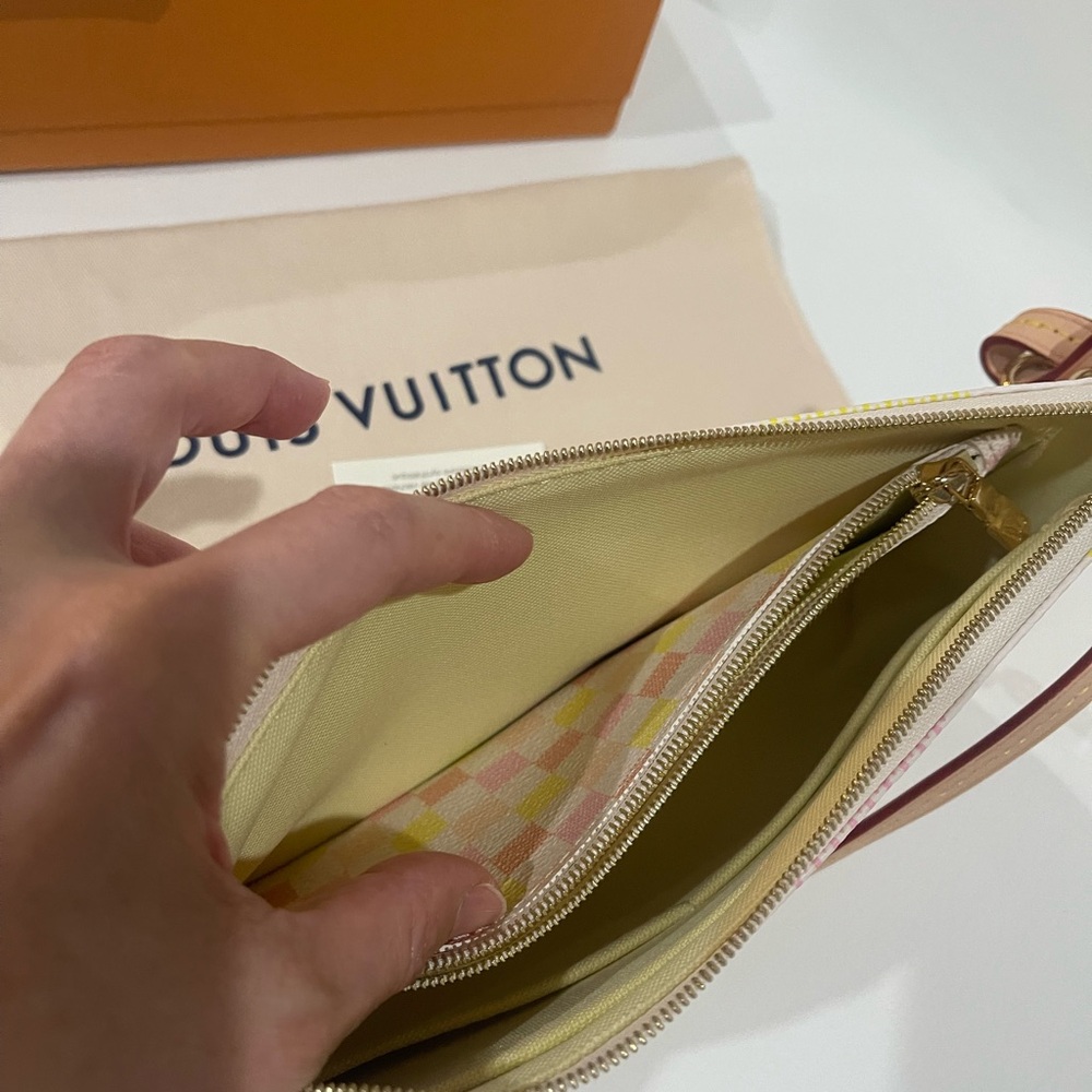 Louis Vuitton Pochette Accessoires NM - Picture 10 of 15
